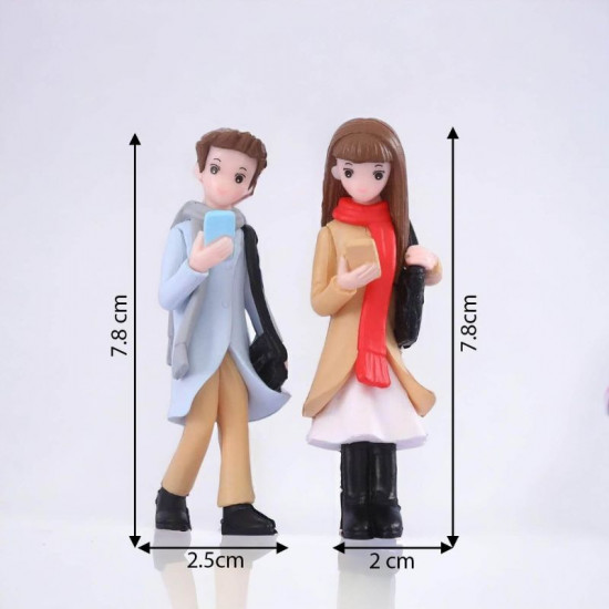 Cute Winter Couple Miniature Holding Mobile Phone (539)